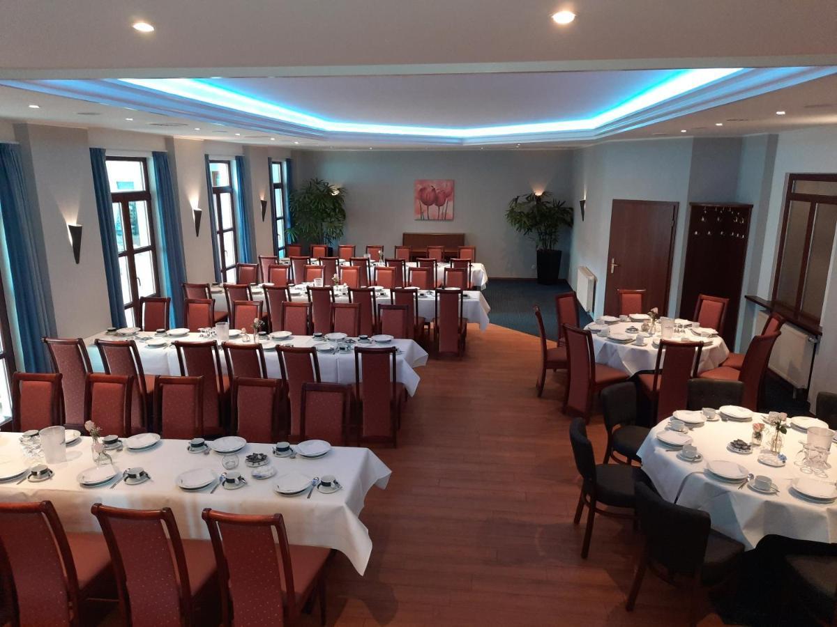 Hotel Schloemer Cloppenburg Esterno foto